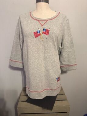 Quacker Factory Gray Long Sleeve Kids Tee with Flag Design